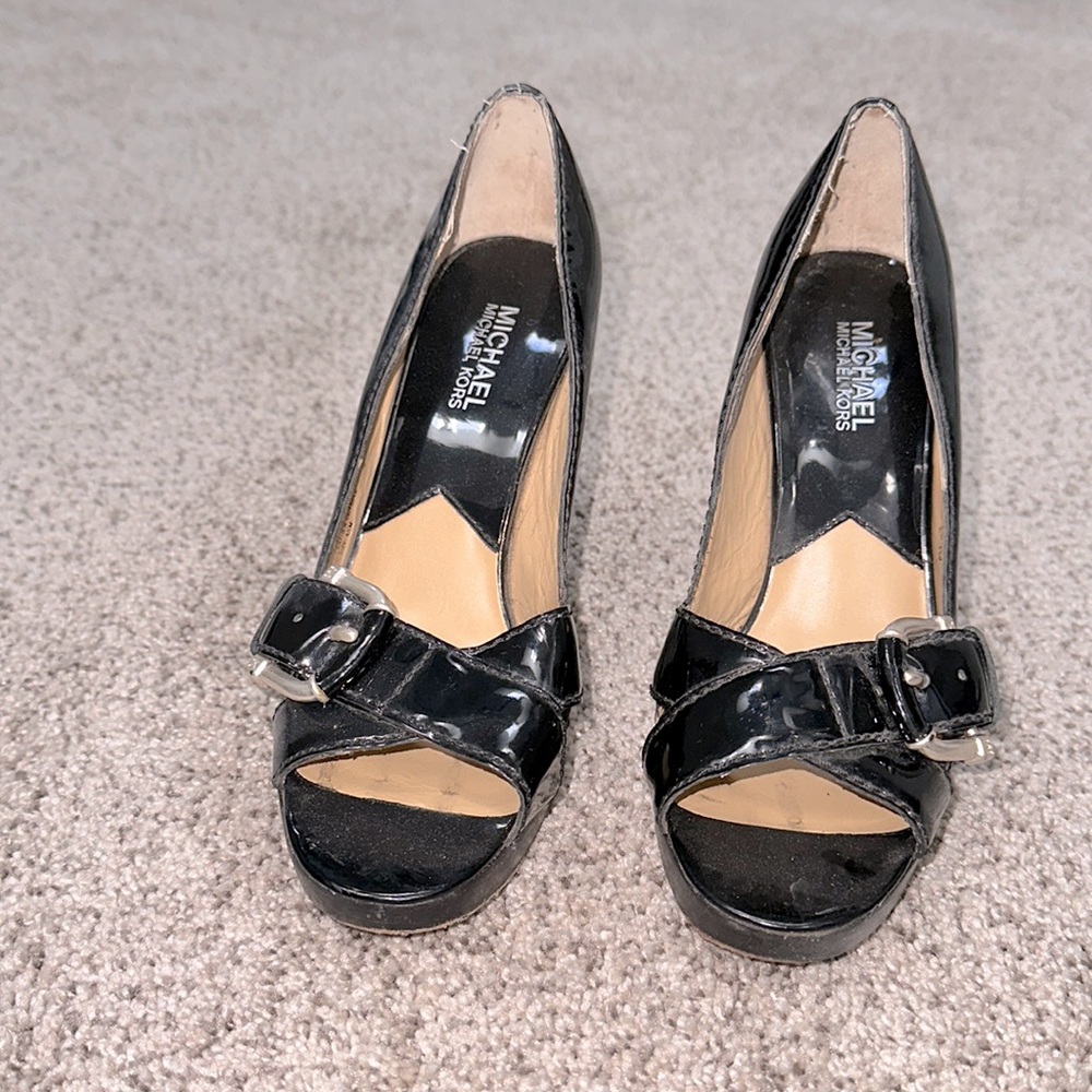 Michael Kors leather high heels. Black